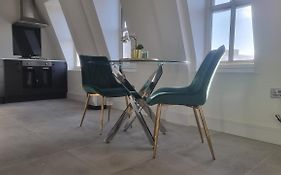 George House Newbury Luxury Apartments